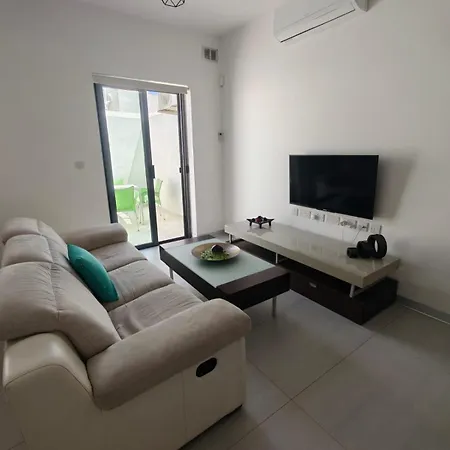 Cozy Double With Private Bath * Пемброк