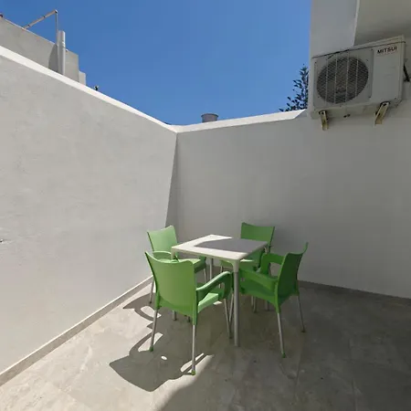 Homestay Cozy Double With Private Bath